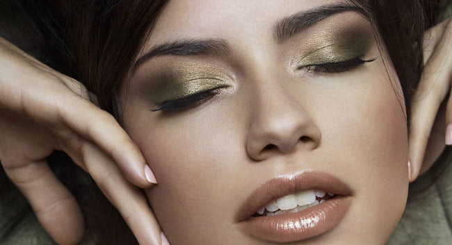 Beauty Trend: Khaki Shadow