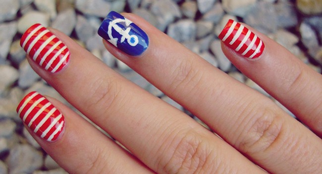How to: Nautical Nails