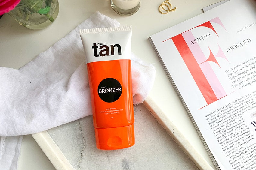 GET AN INSTANT TAN