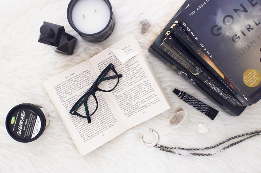 SWIISH BOOK CLUB