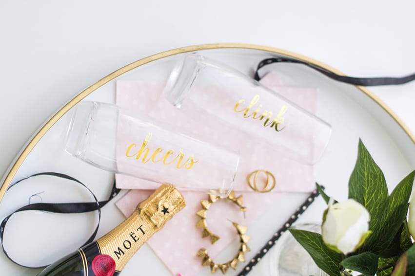 TRAY CHIC