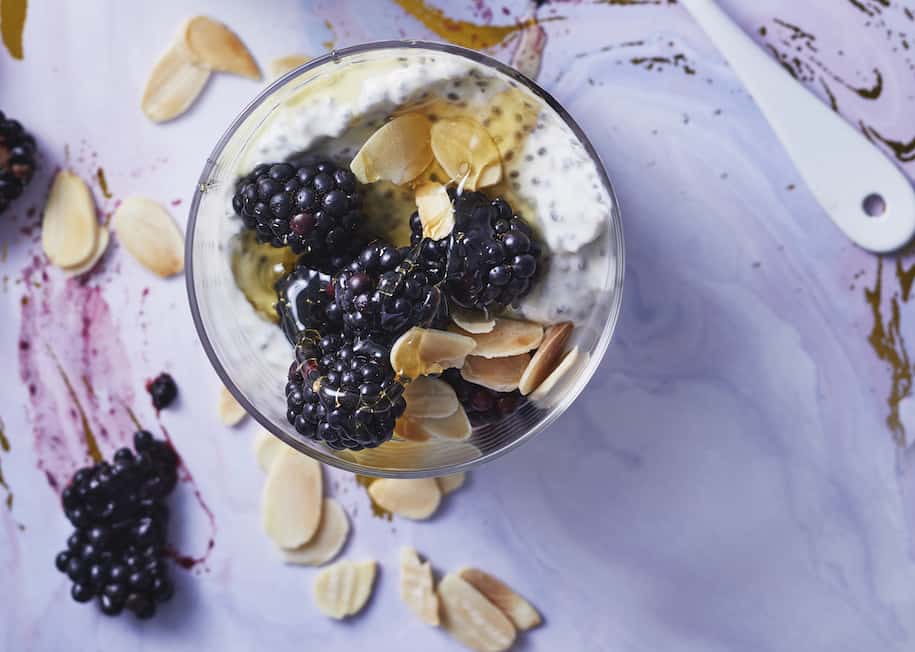 BLACKBERRY YOGHURT CHIA POTS