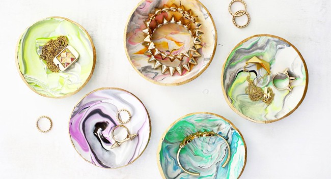 MARBLED CLAY RING DISH