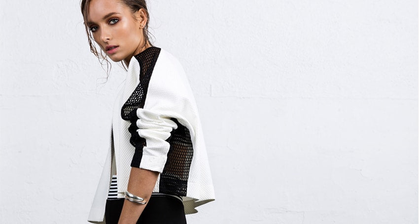 ATHLEISURE LOOKS TO LOVE