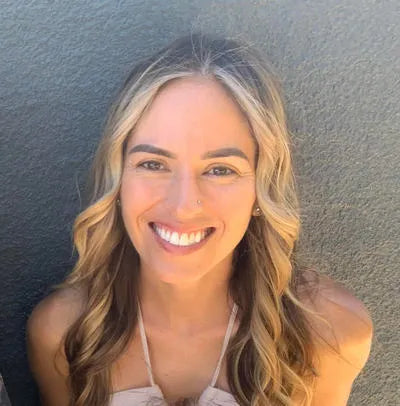 DOMINIQUE SCOTT